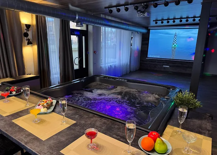 Grand With And Cinema