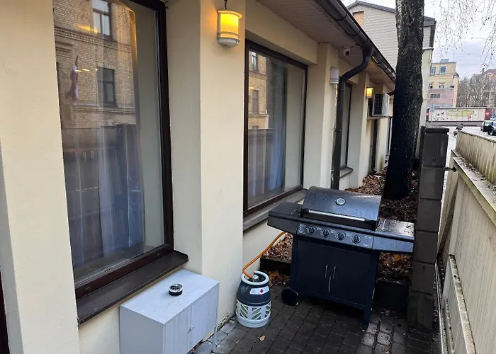 Grand With And Cinema Lägenhet