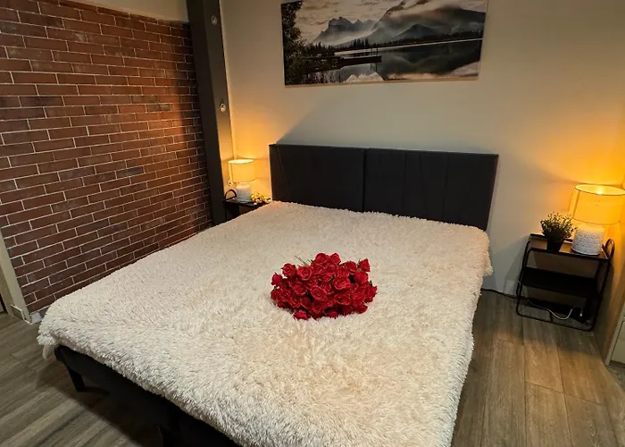 Grand With And Cinema * 里加