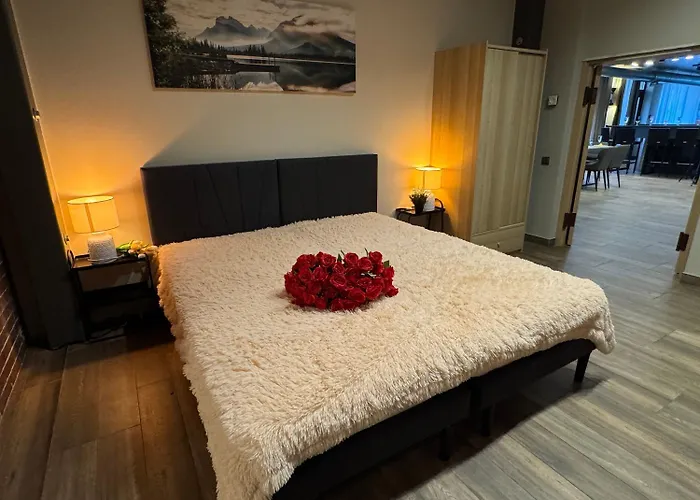 Grand With And Cinema